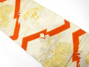 アンティーク　変わり松皮菱に鳳凰・桐模様刺繍袋帯（材料）